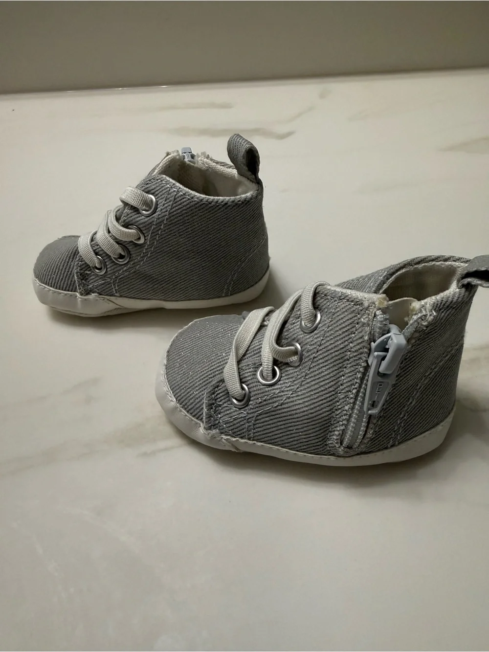 Old Navy Gray Canvas High-Top Baby Sneakers
